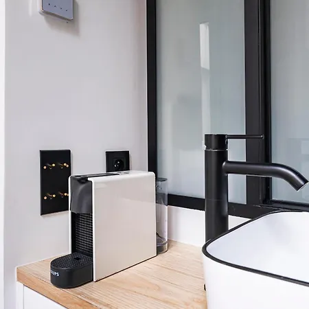 Mind Design Studio, Center * Parigi